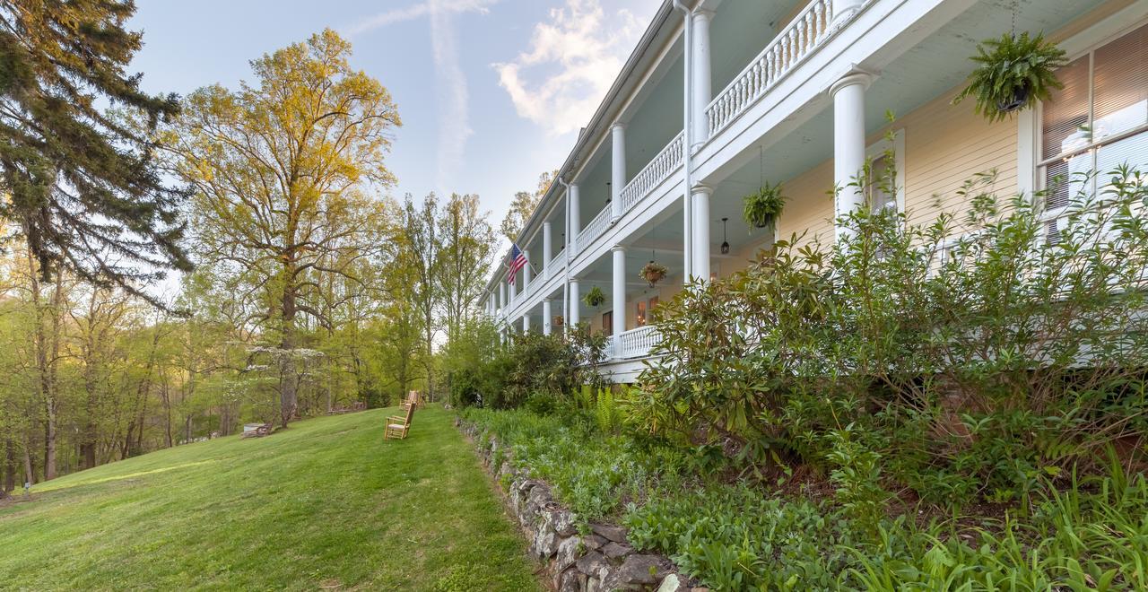 Grand Old Lady Hotel Waynesville Exterior foto